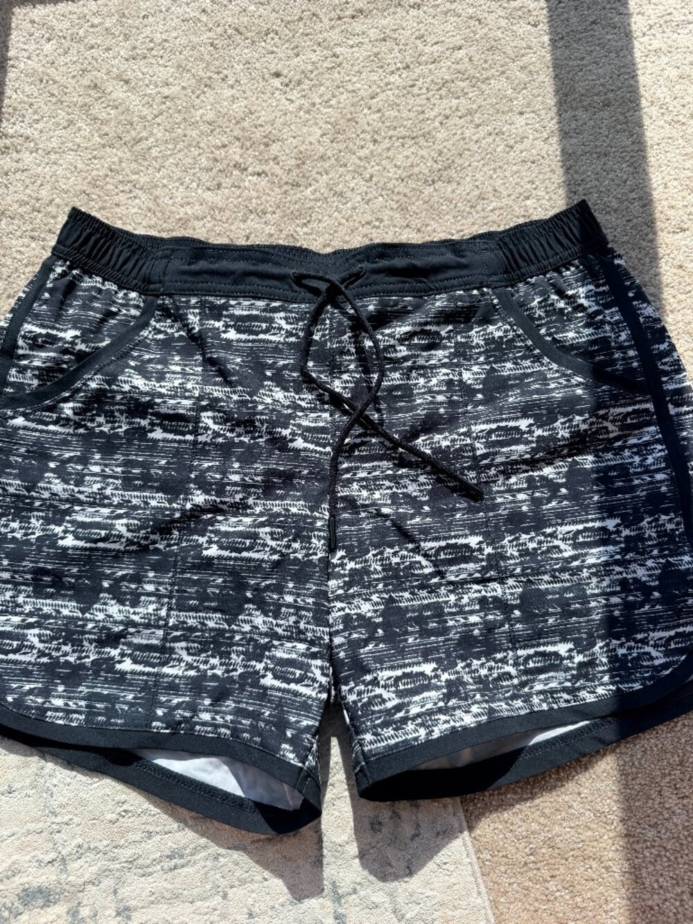 Lands' End  Black & White Patterned Shorts - Size 10